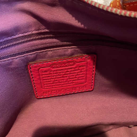 Coach Pink Leather Shoulder Bag - Picture 7 of 10